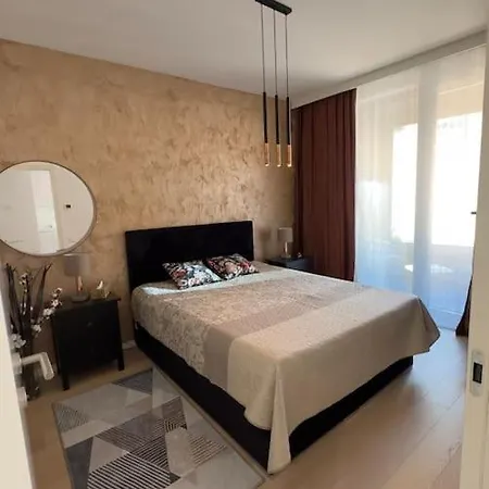 Apartman V Starom Meste Sky Park S Parkovanim *