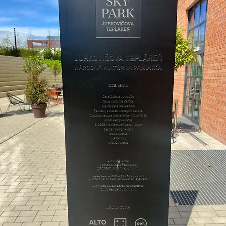 Apartman V Starom Meste Sky Park S Parkovanim Братислава