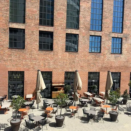 Apartment Apartman V Starom Meste Sky Park S Parkovanim