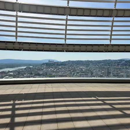 Apartman V Starom Meste Sky Park S Parkovanim Apartment